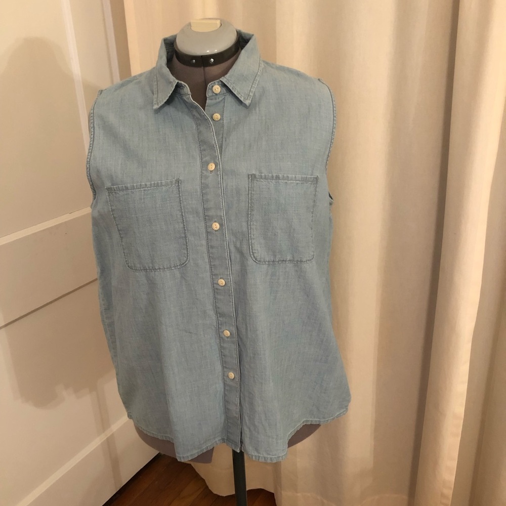 Madewell sleeveless denim top XL